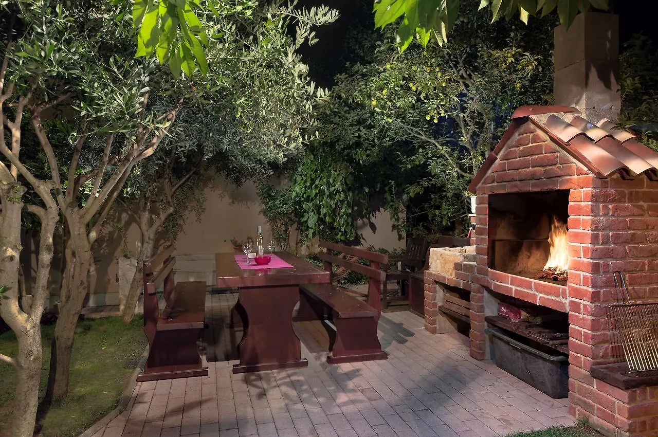 Apartment San Ližnjan